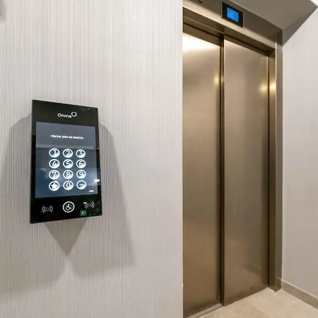 Sky Urban Tower Apartment Malaga